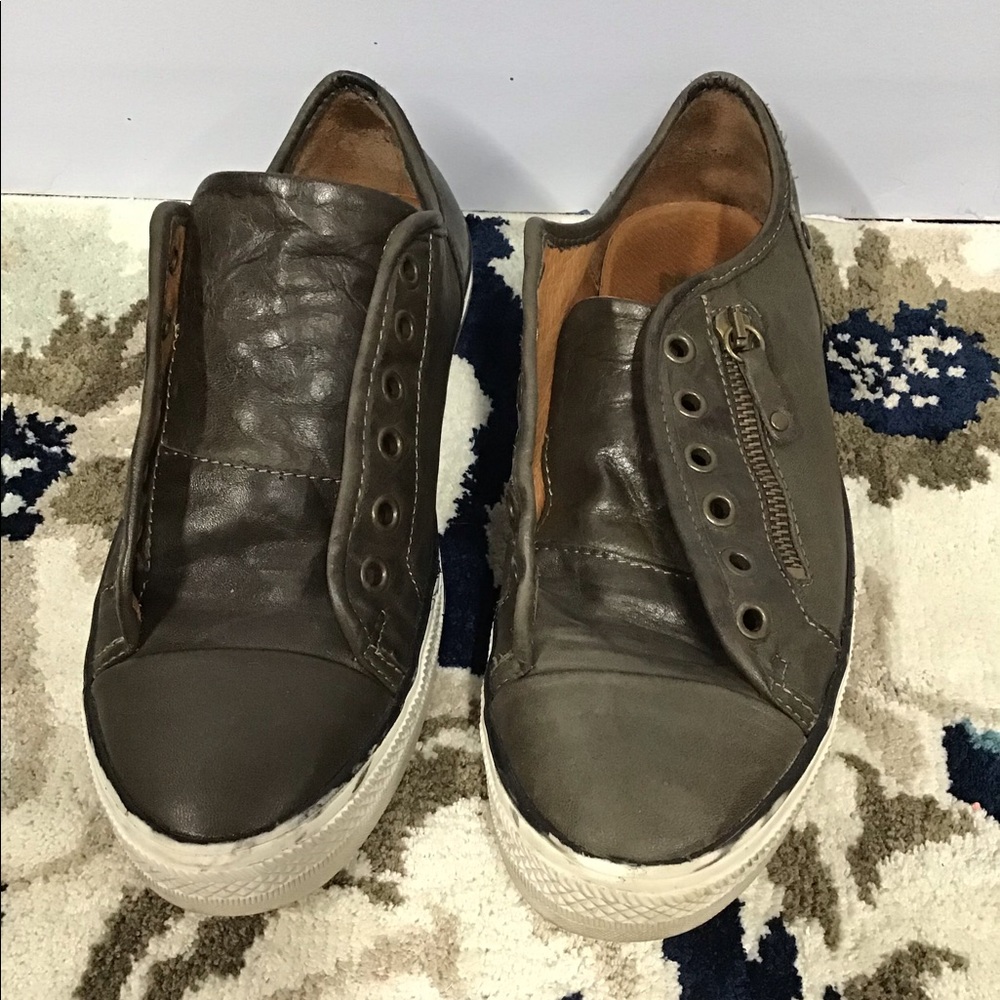 Moda in Pelle leather sneakers